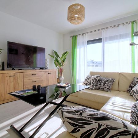 Apartament Center Location, Ac, Swimming Pool, And Parking Olhão Zewnętrze zdjęcie
