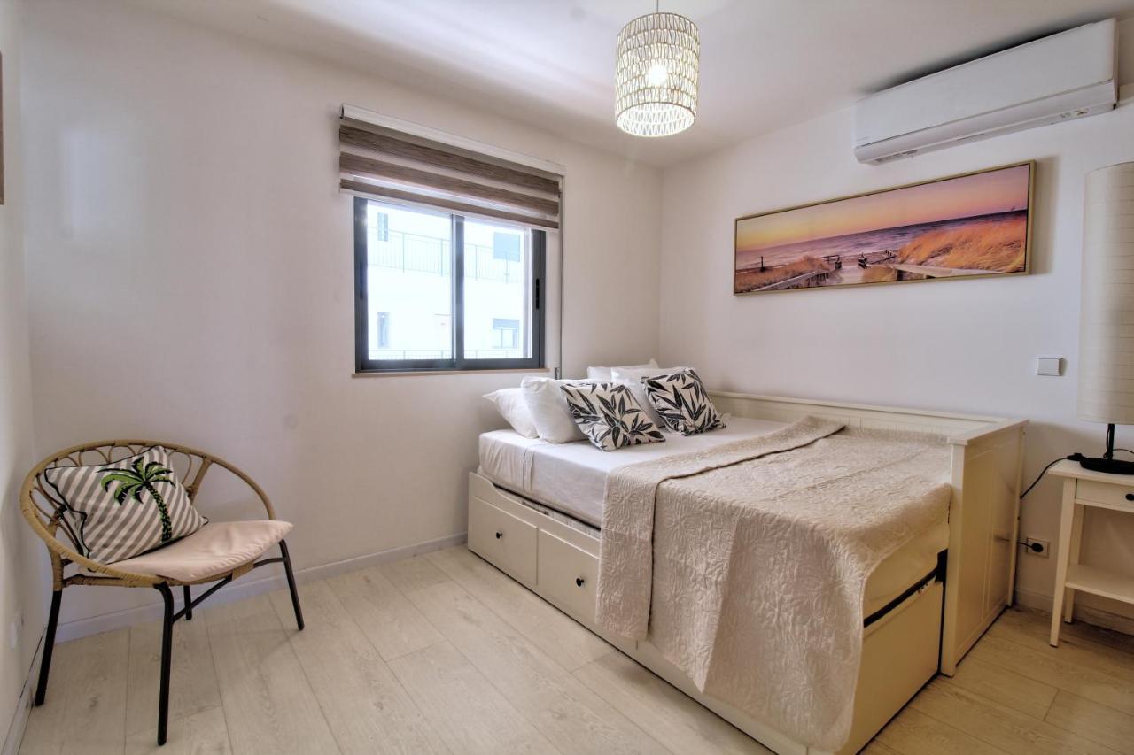 Apartament Center Location, Ac, Swimming Pool, And Parking Olhão Zewnętrze zdjęcie
