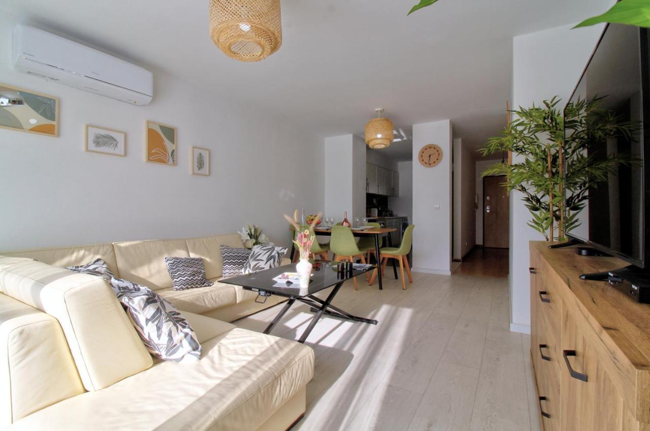Apartament Center Location, Ac, Swimming Pool, And Parking Olhão Zewnętrze zdjęcie